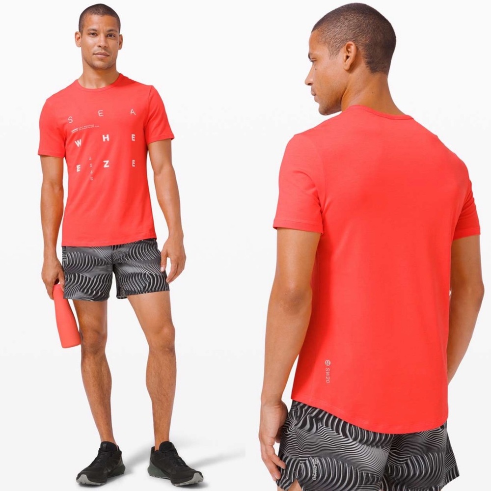 NWT SEAWHEEZE Lululemon 5 Year Basic Tee, L